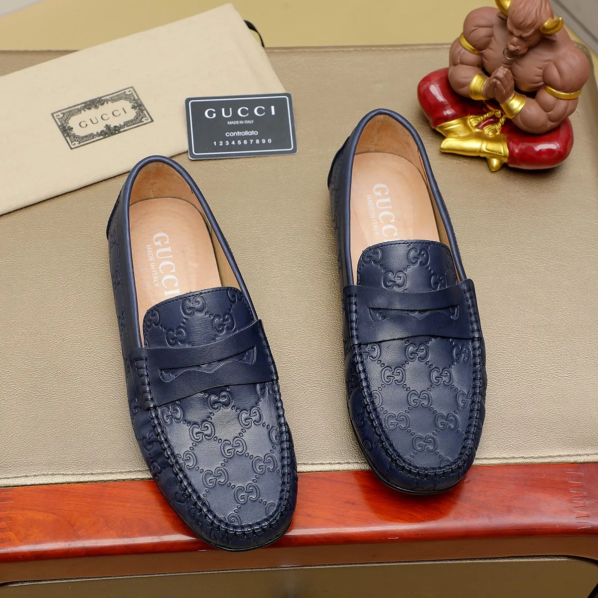 Men's shoes 💰360💰💰GUCCI Gucci official website synchronizes the latest model 🛃The upper is made of imported cowhide, 🐷leather lining, rubber outsole, 🎩🎩top handcrafted with fine stitch and thread workmanship🔍definitely satisfy those perfectionist men who pursue high luxury quality 👏 3 colors available! Code number 38-45 Large quantity in stock